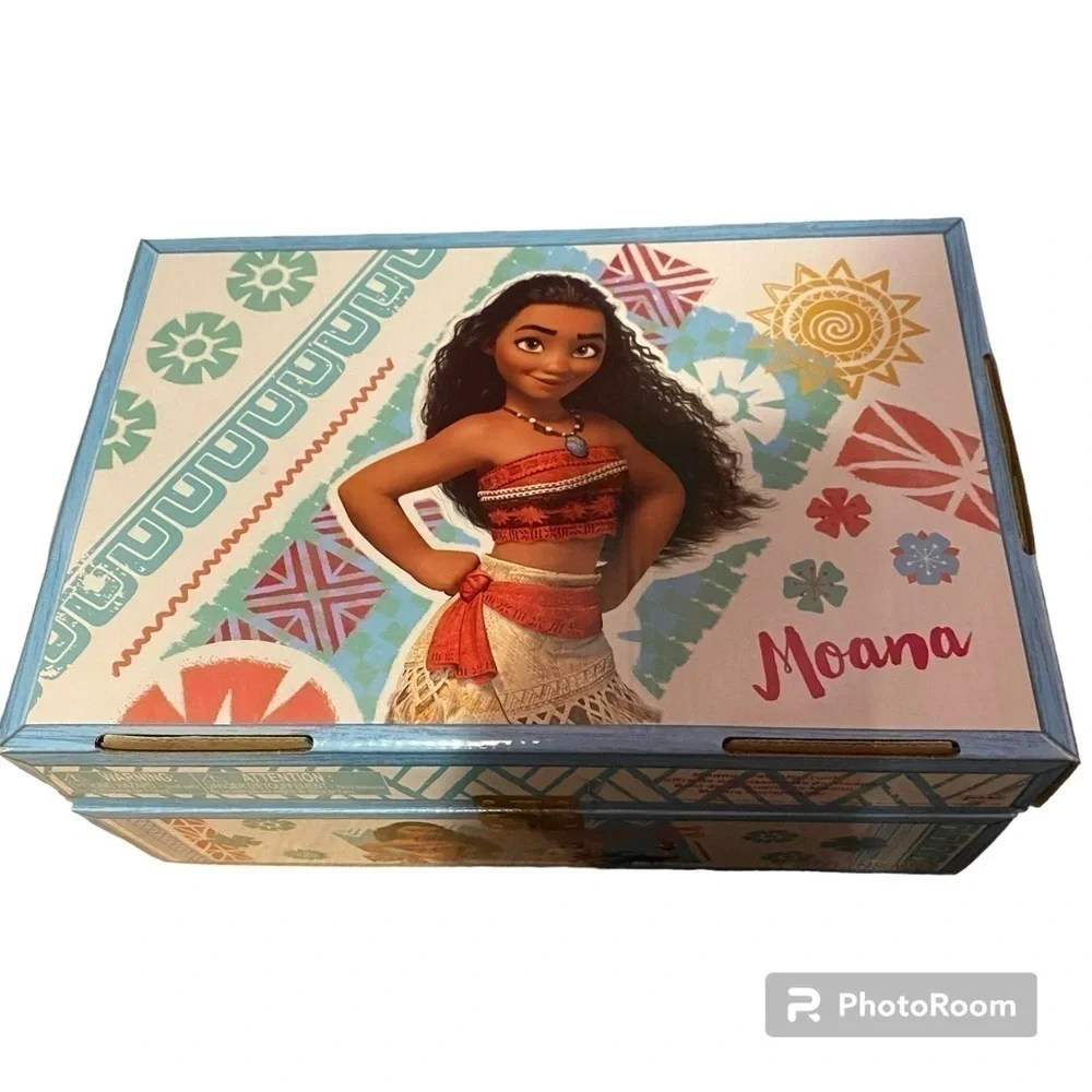 Disney Moana Dress Up Box Chest NEW Jakks Dress Flower Bracelet Accessories